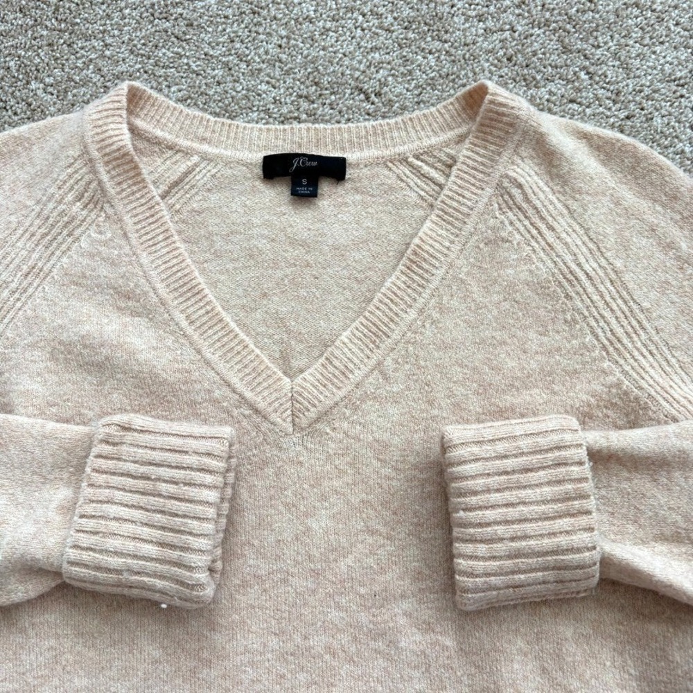 J.Crew‎ Merino Wool Alpaca Blend V-Neck Sweater Womens Small Neutral Beige EUC - Picture 2 of 13